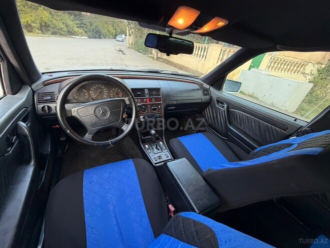 Mercedes C 220 1995, 420,000 km - 2.2 l - Bakı