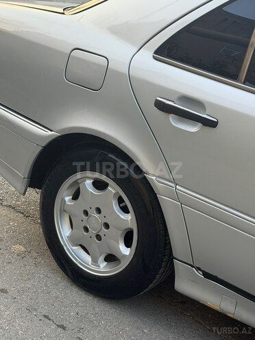 Mercedes C 220 1995, 420,000 km - 2.2 l - Bakı