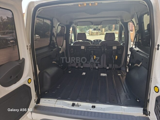 Ford Tourneo Connect 2013, 237,125 km - 1.8 л - Bakı