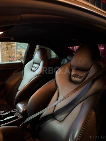 Audi S5 2009, 180,000 km - 4.2 l - Bakı