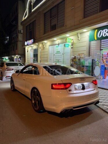 Audi S5 2009, 180,000 km - 4.2 l - Bakı