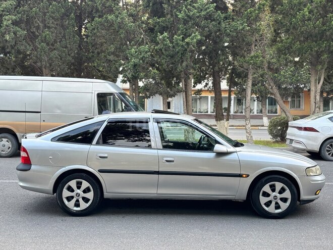 Opel Vectra 1998, 428,348 km - 2.0 л - Sumqayıt