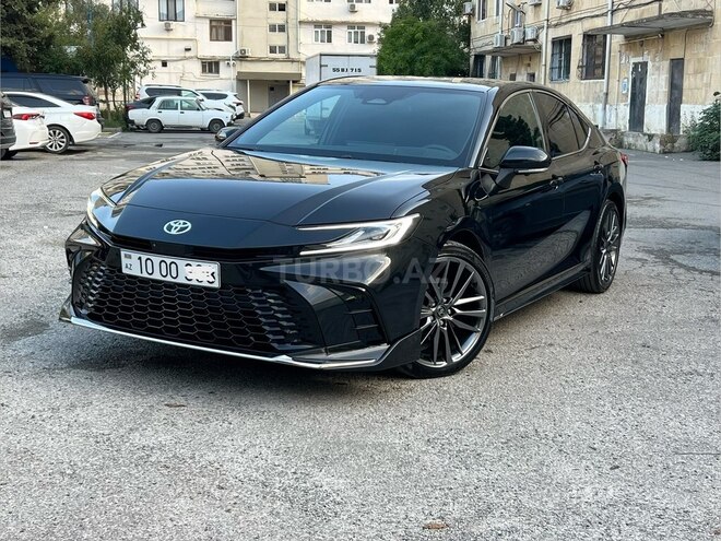Toyota Camry 2025, 12,500 km - 2.0 l - Bakı
