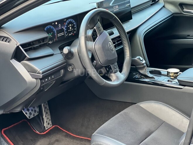 Toyota Camry 2025, 12,500 km - 2.0 l - Bakı