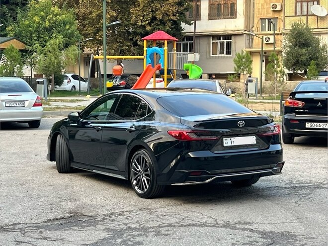 Toyota Camry 2025, 12,500 km - 2.0 l - Bakı