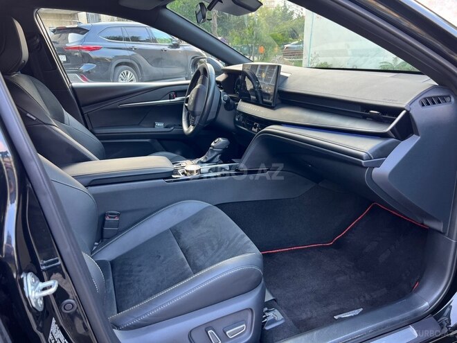 Toyota Camry 2025, 12,500 km - 2.0 l - Bakı
