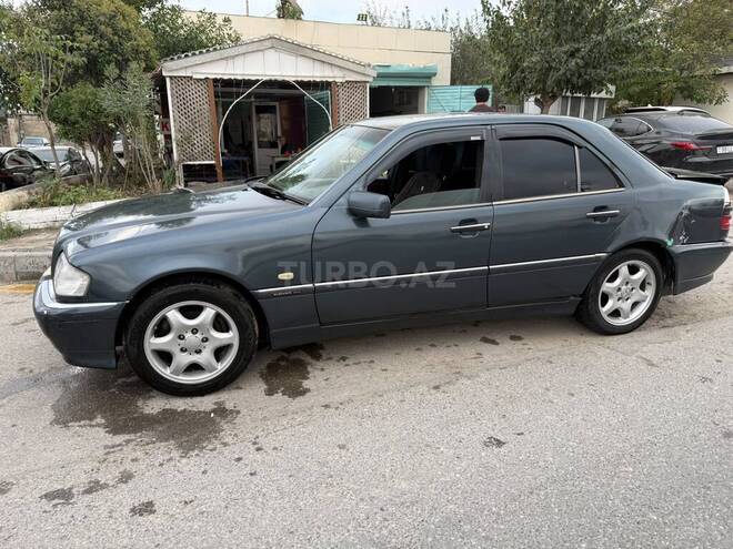 Mercedes C 220 1999, 532,441 km - 2.2 л - Bakı