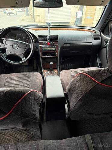 Mercedes C 220 1999, 532,441 km - 2.2 л - Bakı