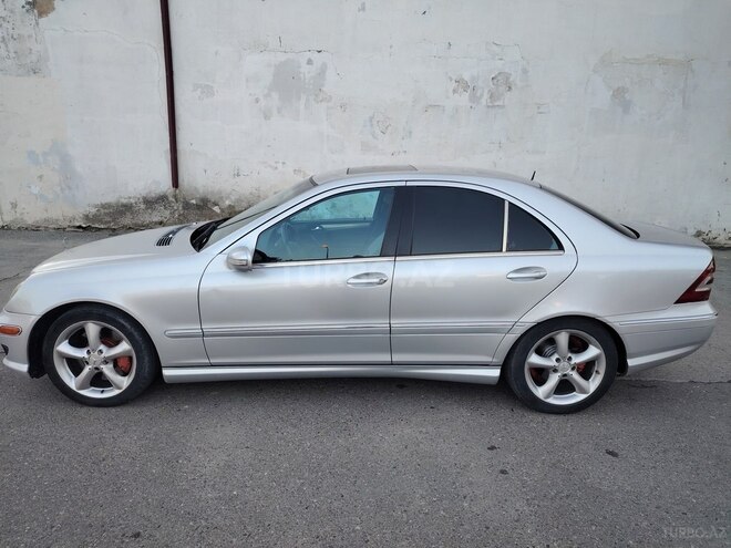 Mercedes C 230 2005, 439,000 km - 2.5 l - Bakı