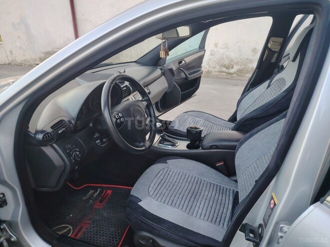 Mercedes C 230 2005, 439,000 km - 2.5 l - Bakı