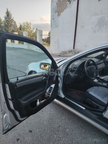 Mercedes C 230 2005, 439,000 km - 2.5 l - Bakı