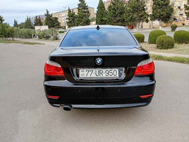 BMW 520 2007, 318,000 km - 2.0 л - Sumqayıt