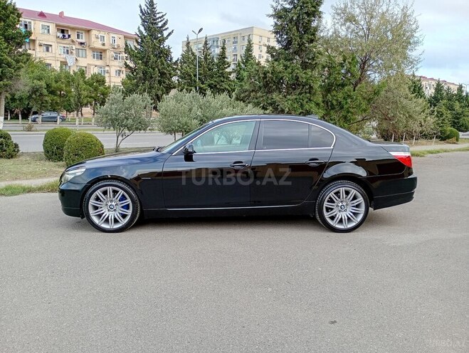 BMW 520 2007, 318,000 km - 2.0 л - Sumqayıt