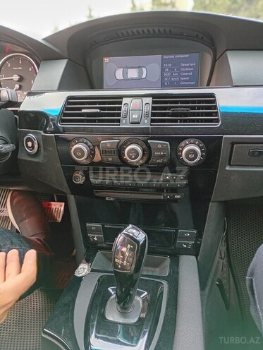 BMW 520 2007, 318,000 km - 2.0 л - Sumqayıt