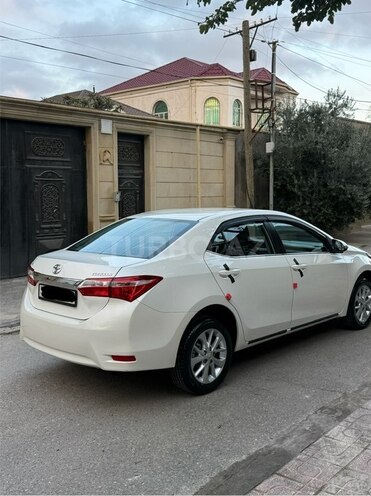 Toyota Corolla 2014, 168,000 km - 1.6 л - Bakı
