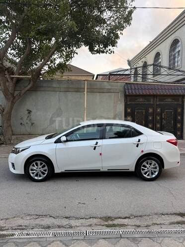 Toyota Corolla 2014, 168,000 km - 1.6 л - Bakı