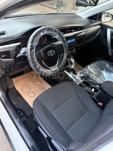 Toyota Corolla 2014, 168,000 km - 1.6 л - Bakı