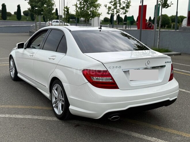 Mercedes C 250 2014, 197,000 km - 1.8 л - Bakı