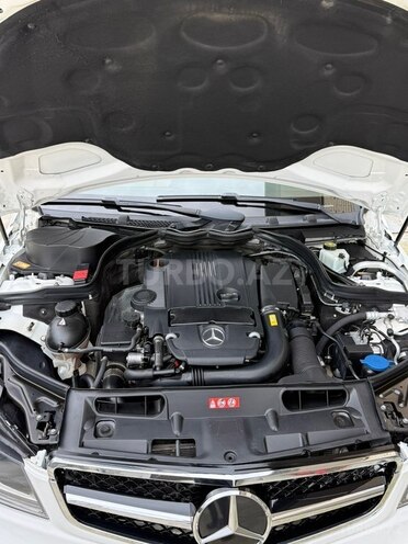 Mercedes C 250 2014, 197,000 km - 1.8 л - Bakı