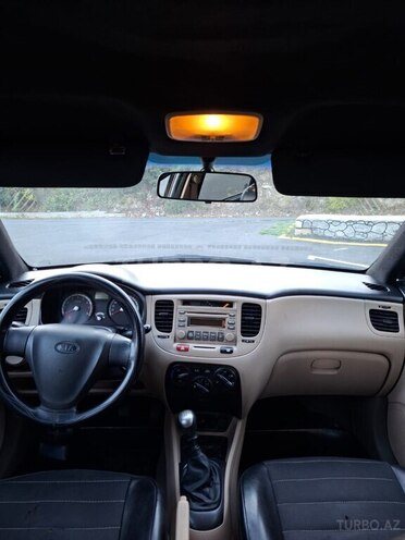 Kia Rio 2008, 242,300 km - 1.4 l - Şəki