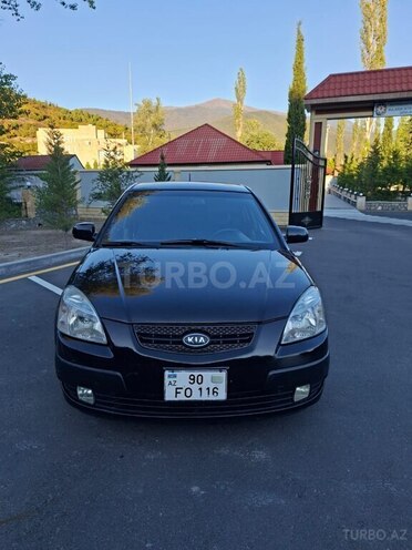 Kia Rio 2008, 242,300 km - 1.4 l - Şəki