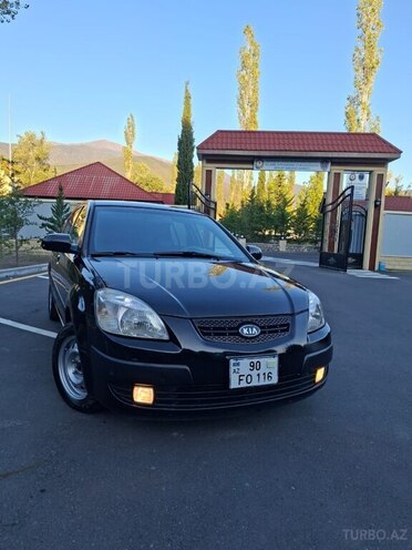 Kia Rio 2008, 242,300 km - 1.4 l - Şəki