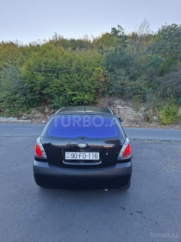 Kia Rio 2008, 242,300 km - 1.4 l - Şəki
