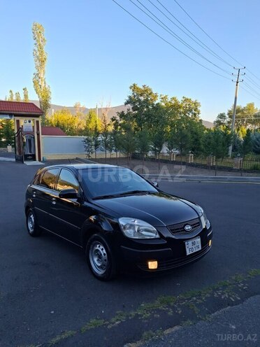 Kia Rio 2008, 242,300 km - 1.4 l - Şəki