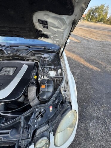 Mercedes E 350 2006, 270,038 km - 3.5 л - Qəbələ