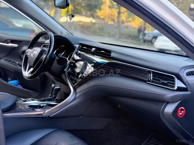 Toyota Camry 2018, 189,895 km - 2.5 л - Tovuz