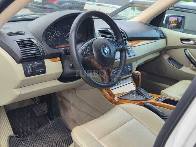 BMW X5 2001, 319,000 km - 4.4 l - Quba