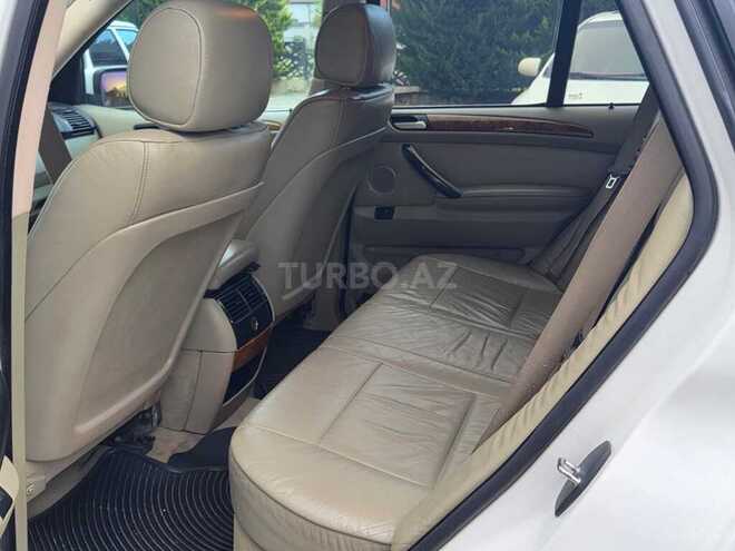 BMW X5 2001, 319,000 km - 4.4 l - Quba