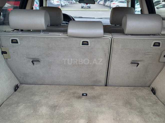 BMW X5 2001, 319,000 km - 4.4 l - Quba