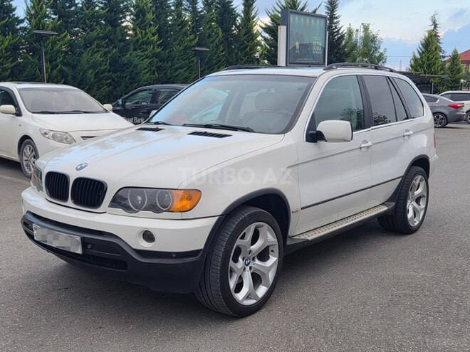 BMW X5 2001, 319,000 km - 4.4 l - Quba