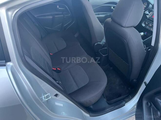 Kia Rio 2015, 163,000 km - 1.6 л - Göyçay