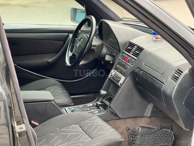 Mercedes C 240 2000, 245,000 km - 2.4 l - Sumqayıt