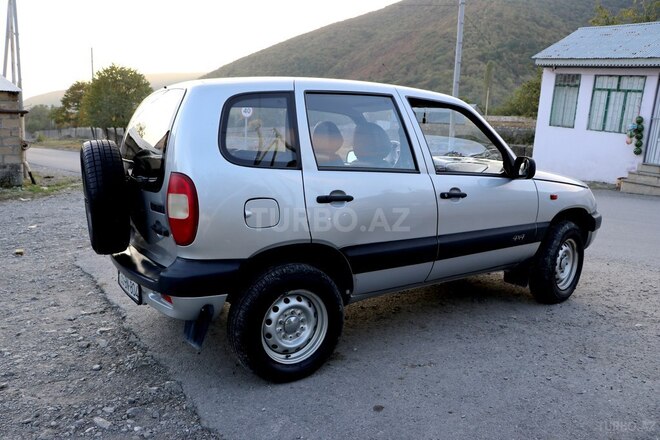 Chevrolet Niva 2006, 930,000 km - 1.7 l - Şəki