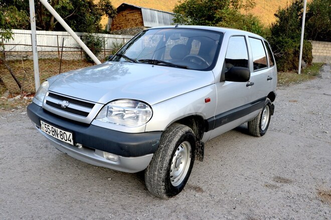 Chevrolet Niva 2006, 930,000 km - 1.7 l - Şəki