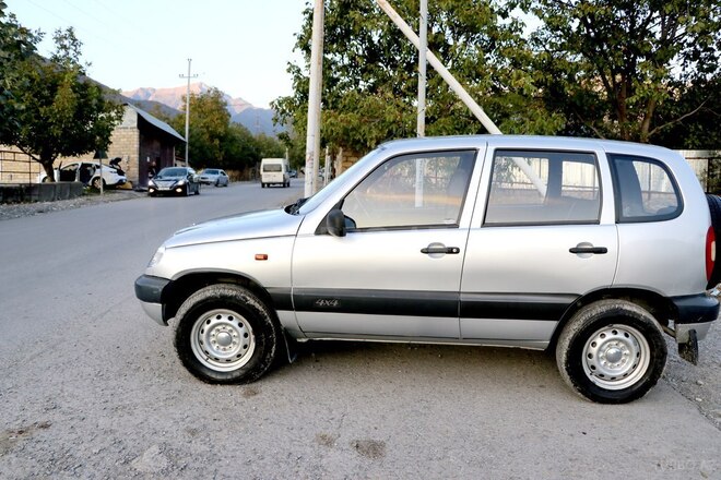 Chevrolet Niva 2006, 930,000 km - 1.7 l - Şəki