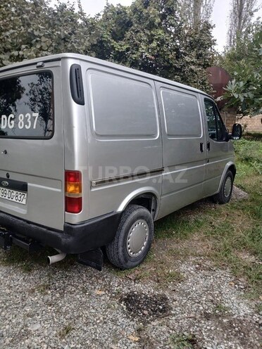 Ford Transit 1998, 540,345 km - 2.5 l - Quba