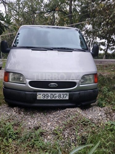 Ford Transit 1998, 540,345 km - 2.5 l - Quba