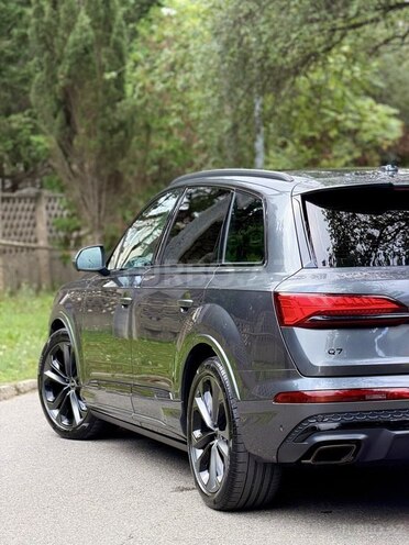 Audi Q7 2025, 27,500 km - 2.0 l - Bakı