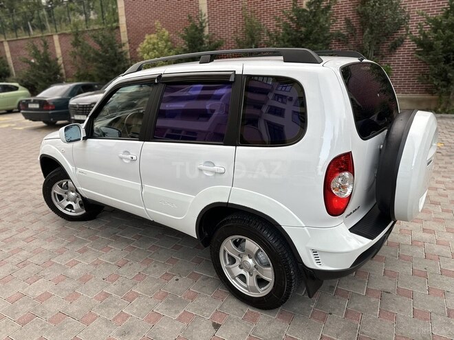 Chevrolet Niva 2011, 150,000 km - 1.7 л - Bakı