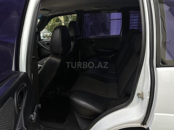 Chevrolet Niva 2011, 150,000 km - 1.7 л - Bakı