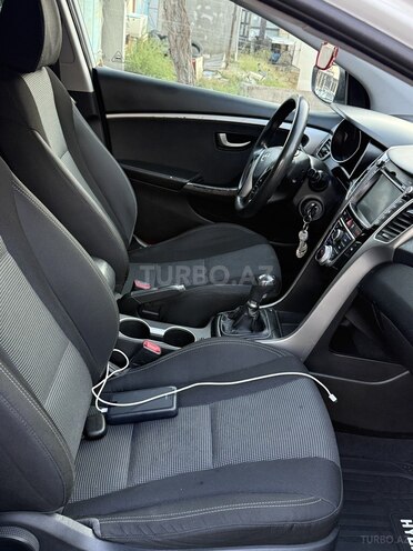 Hyundai i30 2015, 223,550 km - 1.6 l - Bakı