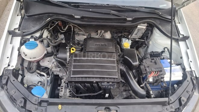 Volkswagen Polo 2018, 243,000 km - 1.6 l - Bakı