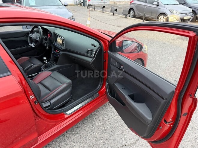 Hyundai Elantra 2017, 146,000 km - 1.6 l - Bakı