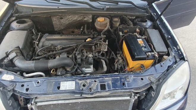 Opel Vectra 2004, 350,000 km - 2.2 l - Gəncə