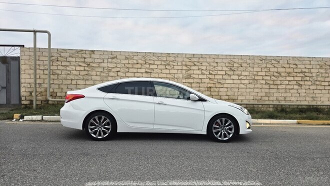 Hyundai i40 2011, 216,000 km - 2.0 l - Sumqayıt