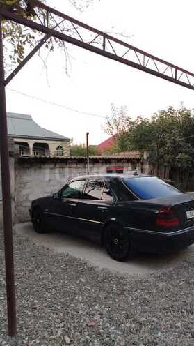 Mercedes C 240 1999, 225,000 km - 2.4 l - Ağcabədi